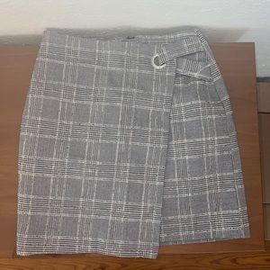 Plaid/Gingham Mini Skirt